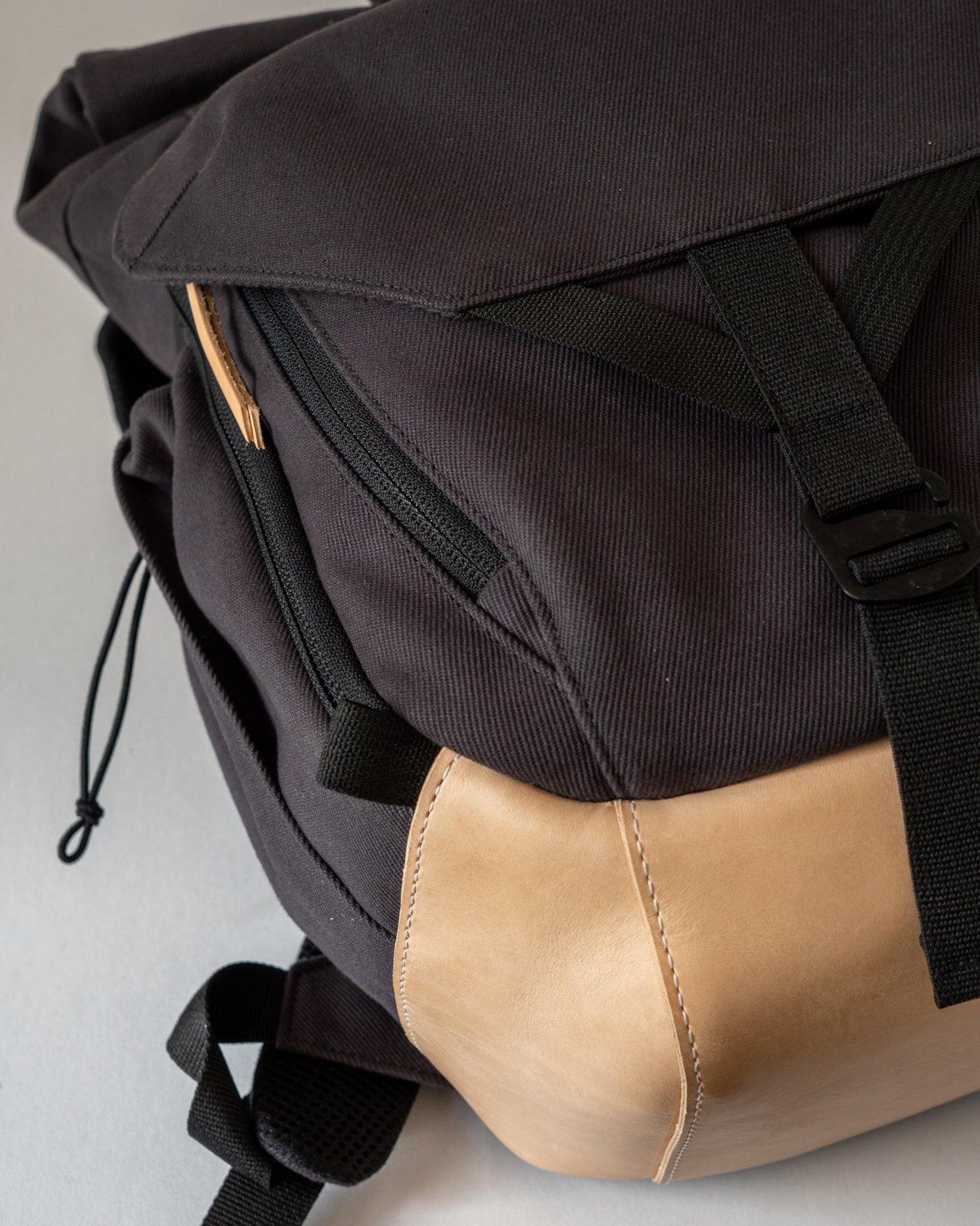 Waxed Twill Backpack 22L