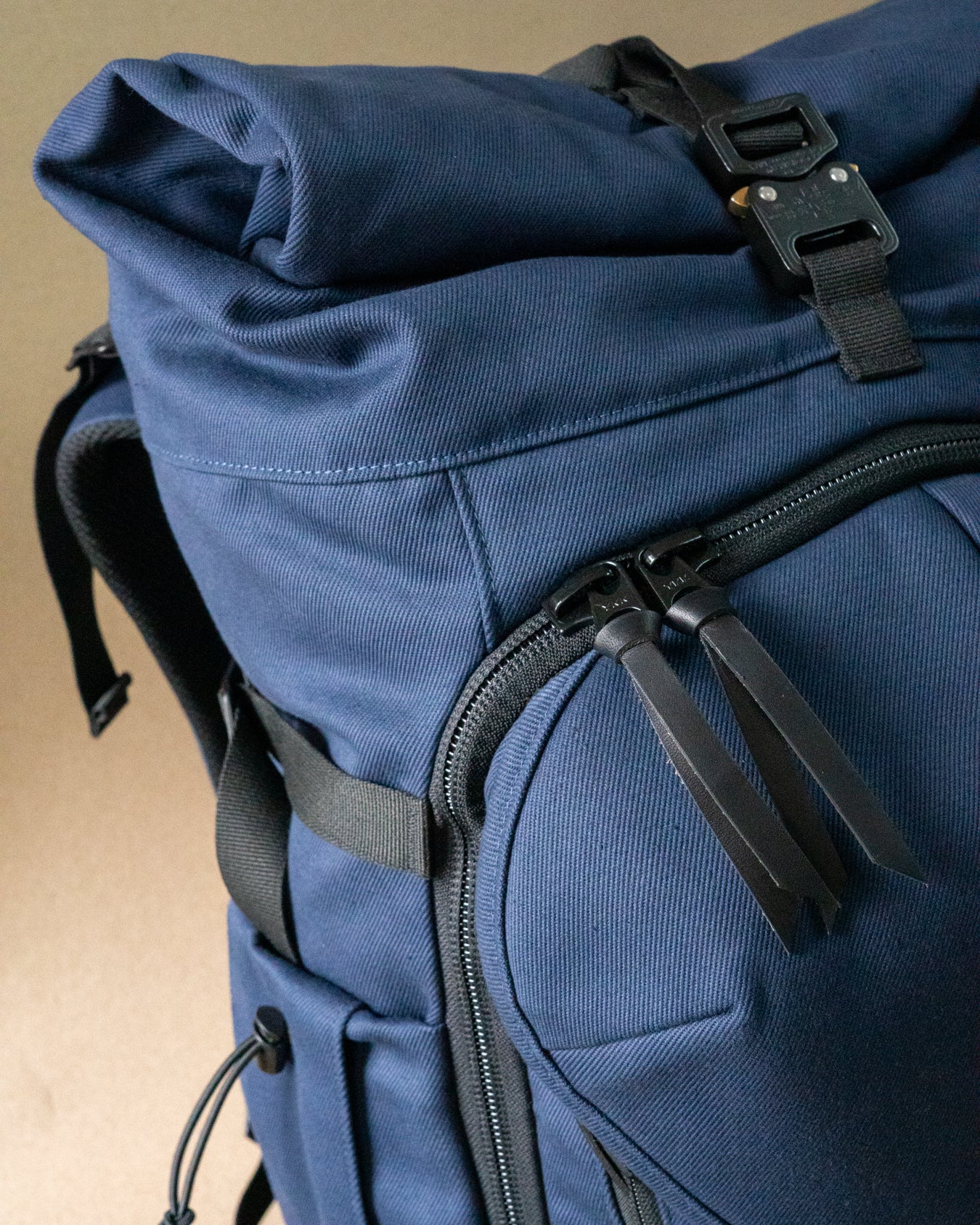 Mighty Oak 40L Navy/Black/Glacier