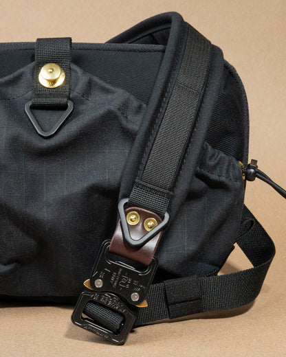 Chestnut Crossbody Sling 4.5L (BLK/DRF/BRN)