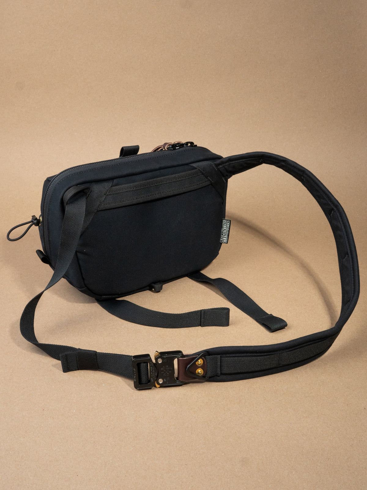 Chestnut Crossbody Sling 4.5L (BLK/DRF/BRN)